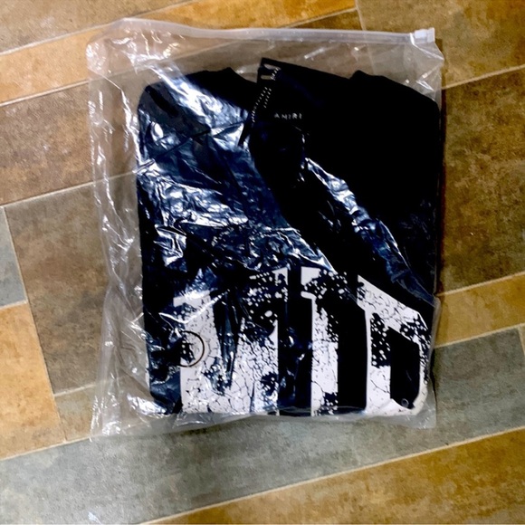 NWT Mens Amiri Sweatshirt - Picture 4 of 6